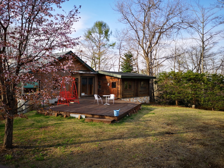 J Brothers One Log House