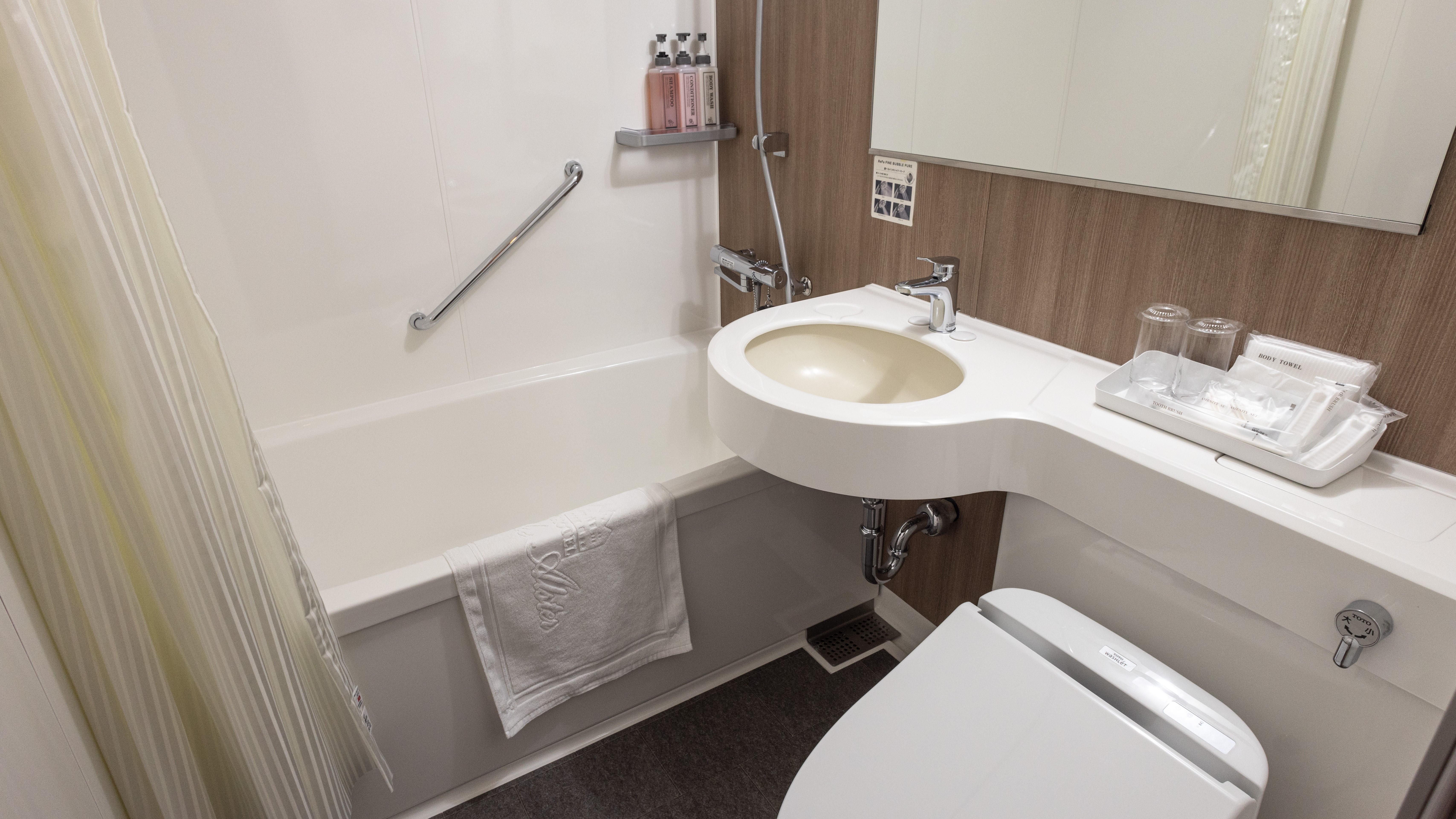 ホテルレイクアルスターアルザ泉大津