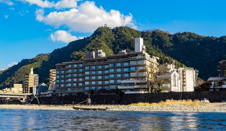 長良川溫泉十八樓飯店