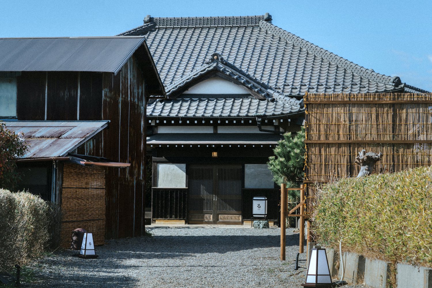 The Timeless Hotel Loof Yuraginoie