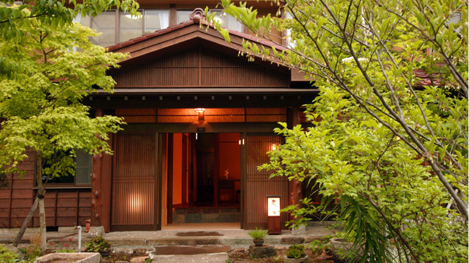 Shinshu Kakeyu Onsen Katsura Ryokan