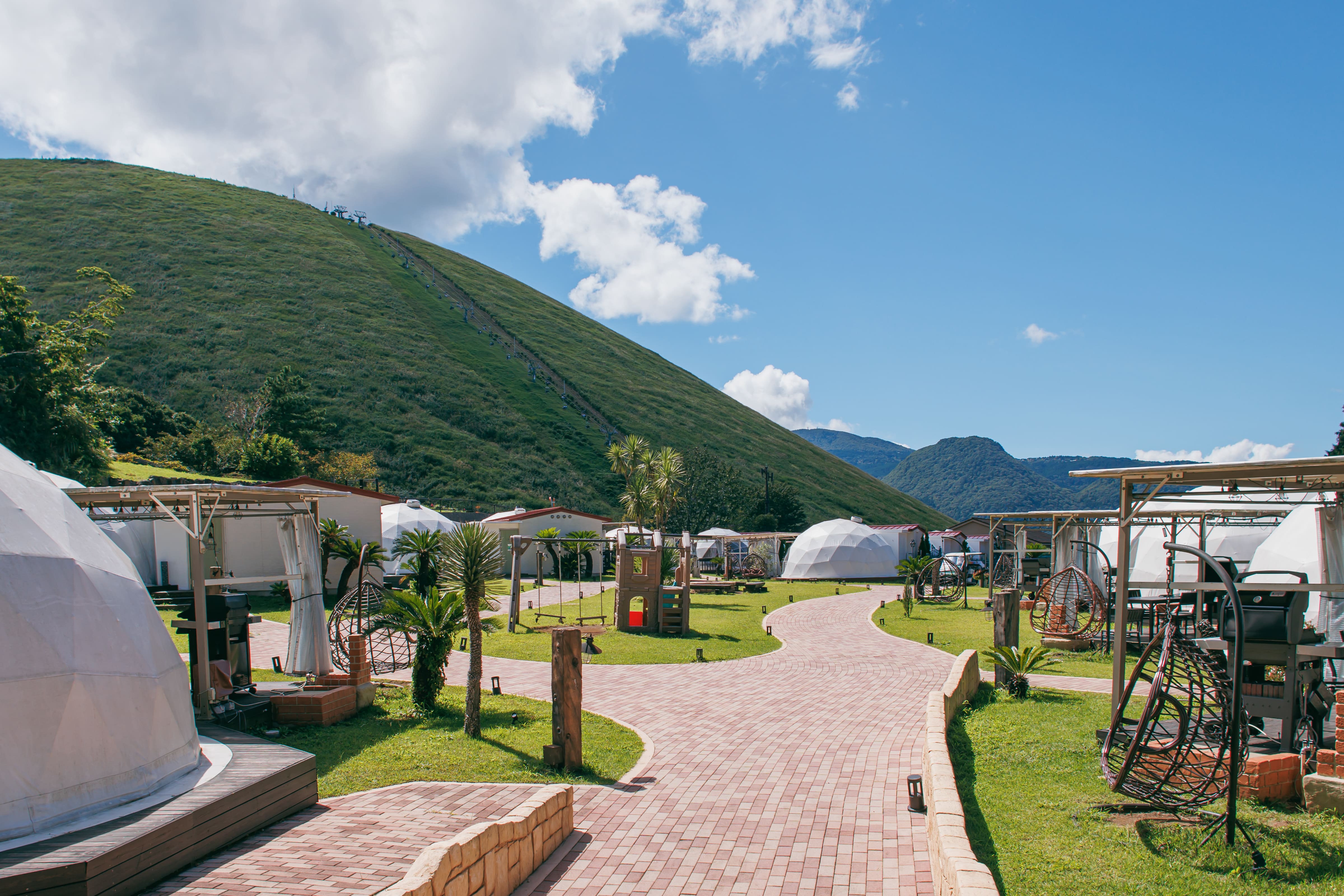 伊豆仙人掌村豪華露營地