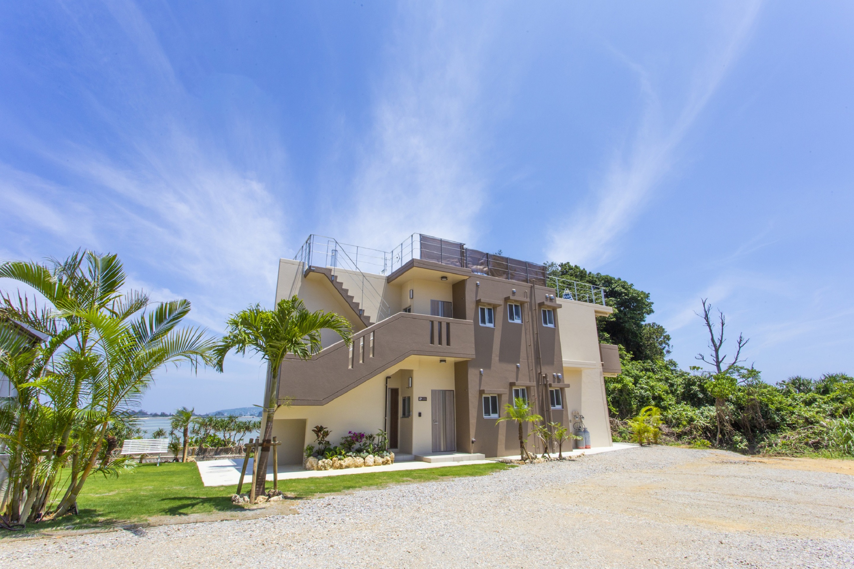 ビーチサイドリゾート　グランブルー沖縄