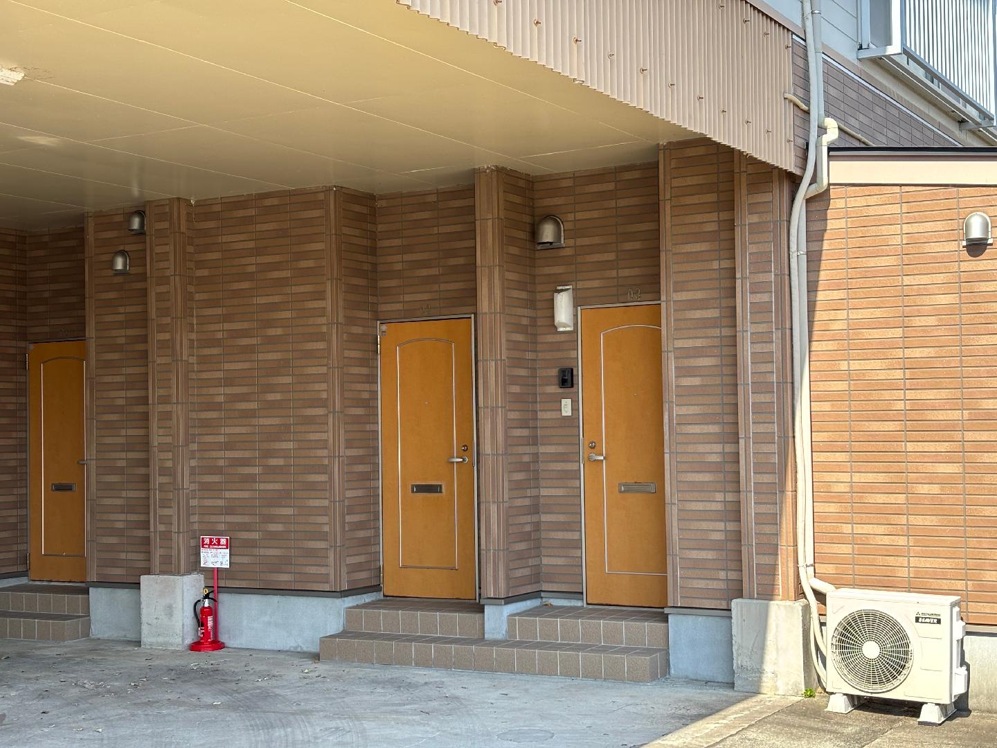 ゲストハウス ラディアントA