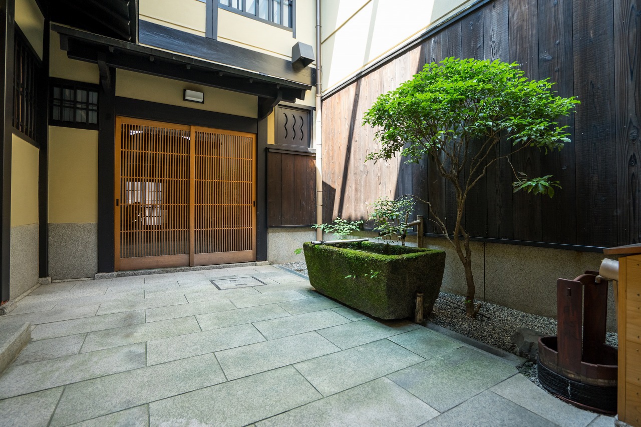 Resi Stay Shinshinen