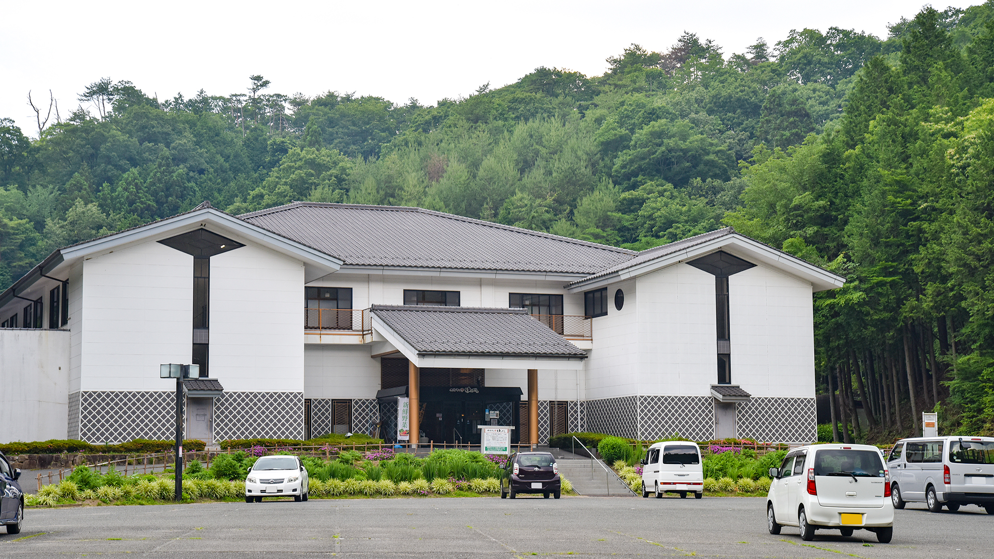 湯藏旅館（原湯藏三和飯店）