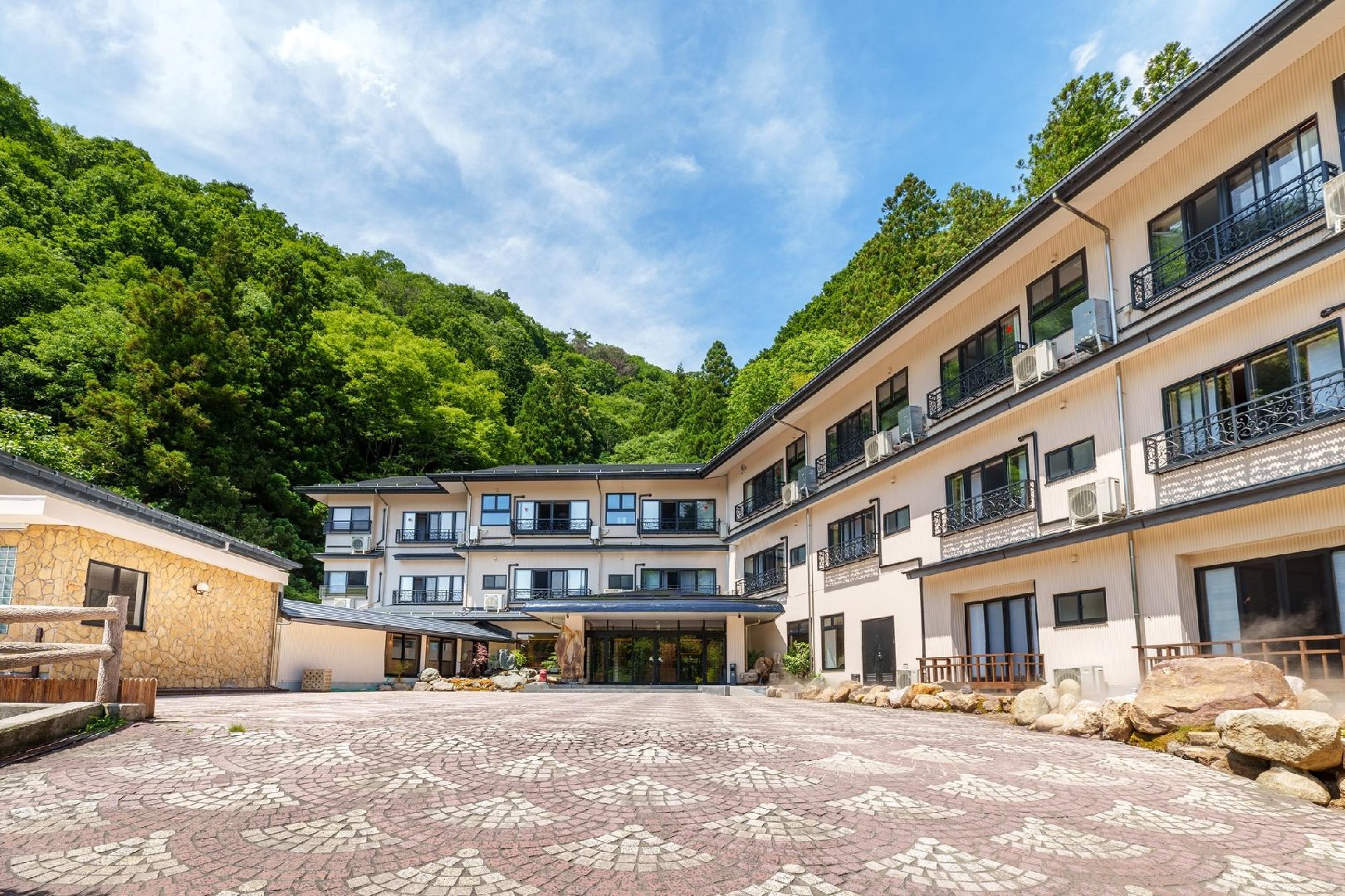 Zabo-an Onsen Resort Hotel - 고후시