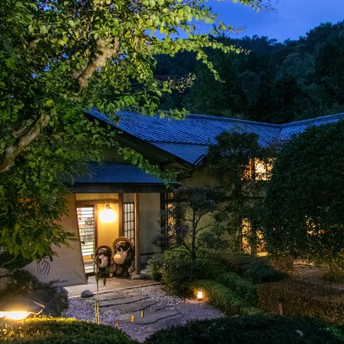 猪ノ田温泉　絹の湯　久惠屋旅館（ひさえや）