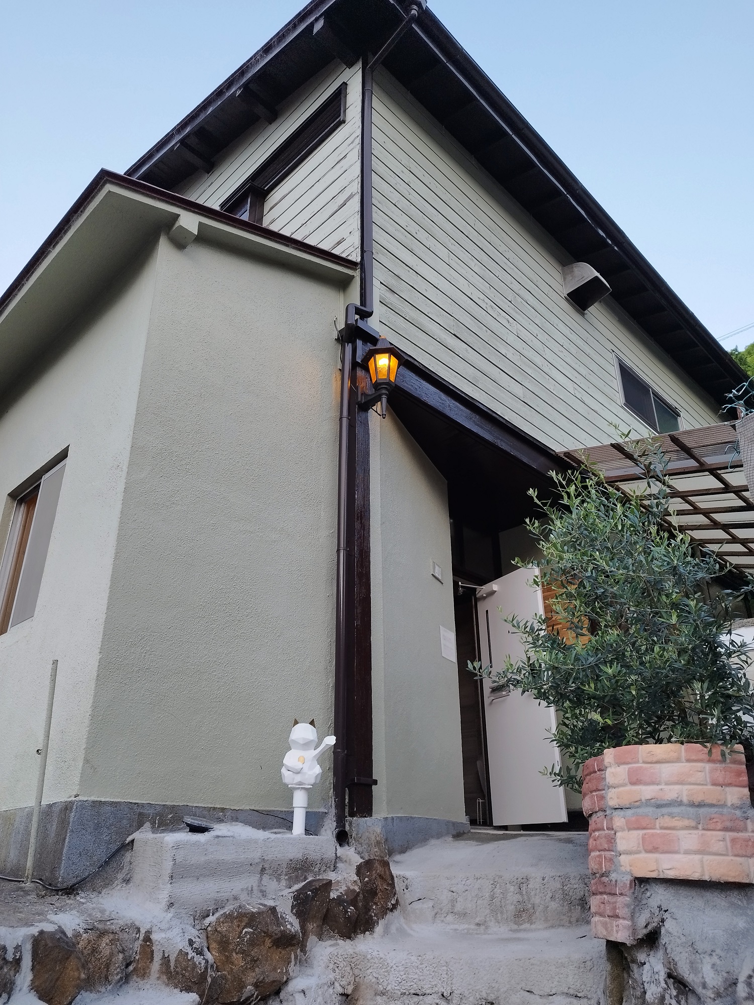 Nest Olive Atami