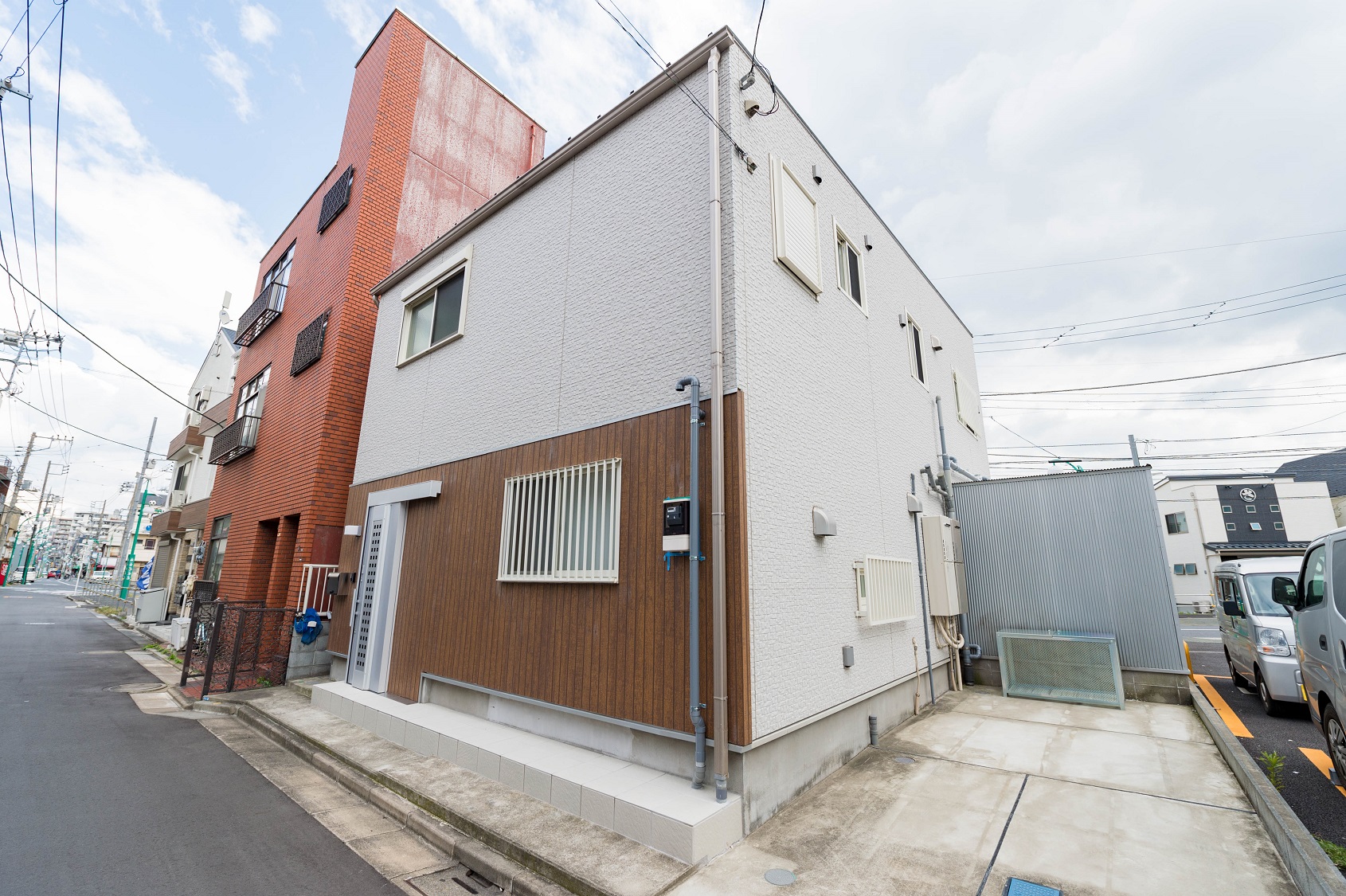 Career House Yotsugi