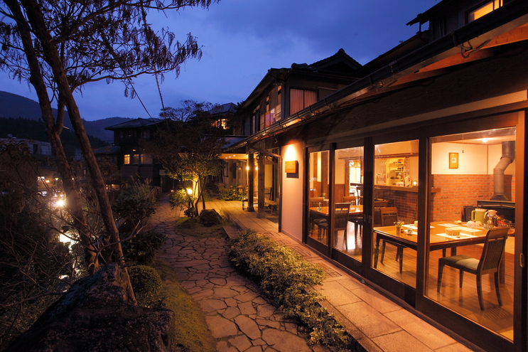 Daidokutsu Onsen Shimizu Ryokan