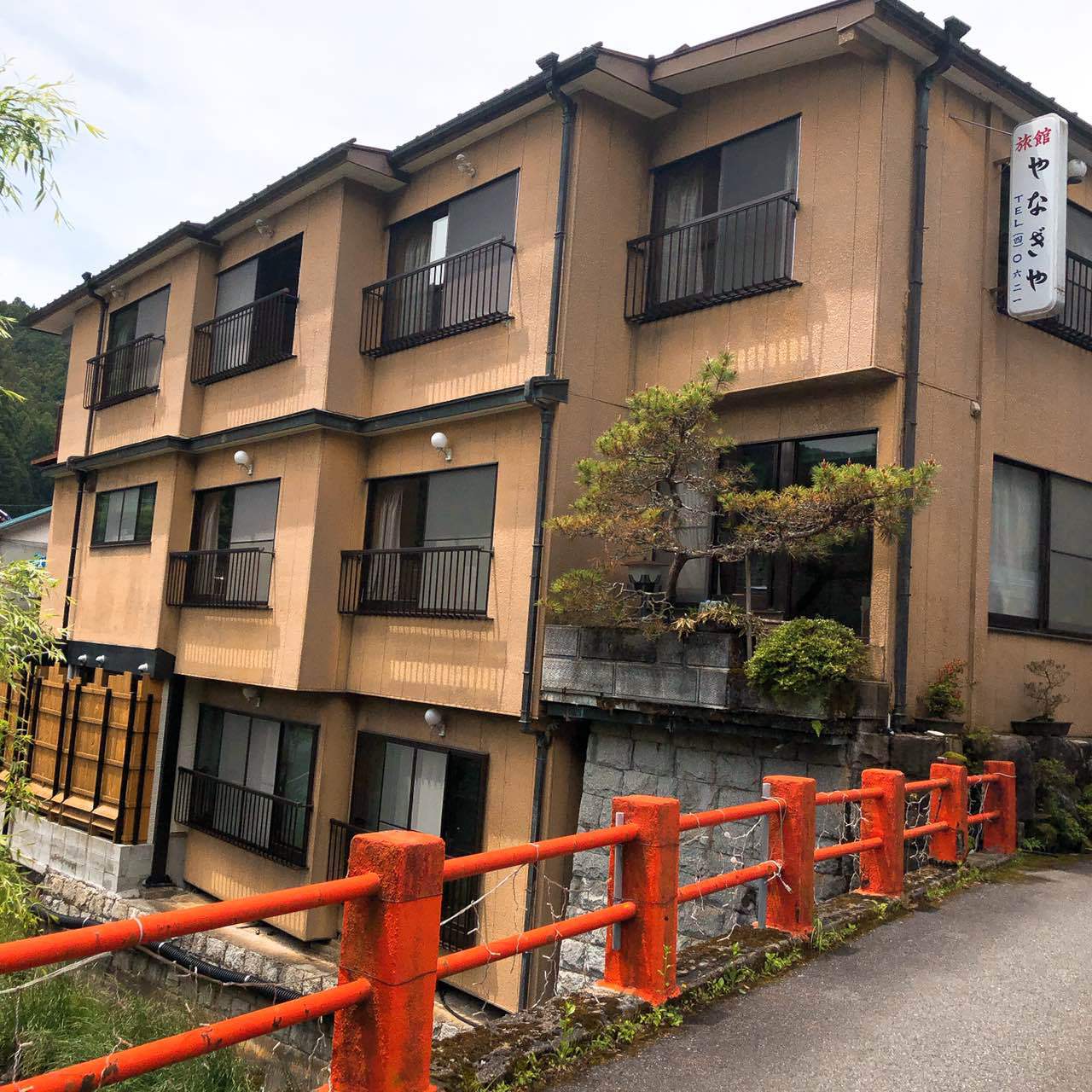 Dorogawa Onsen Yanagiya Inn Flower Lights