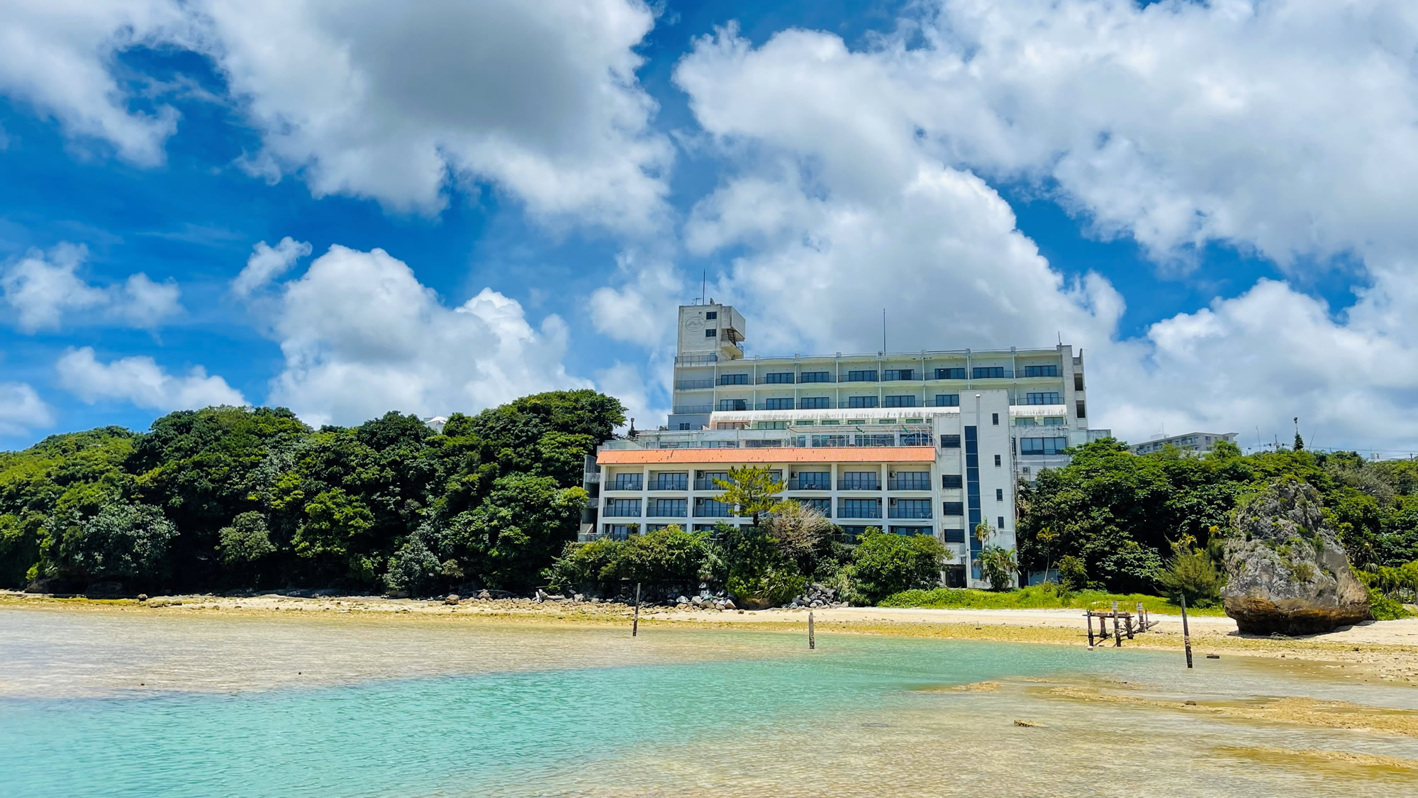 Hotel Motobu Resort