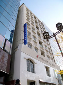 Grampus Inn Osaka