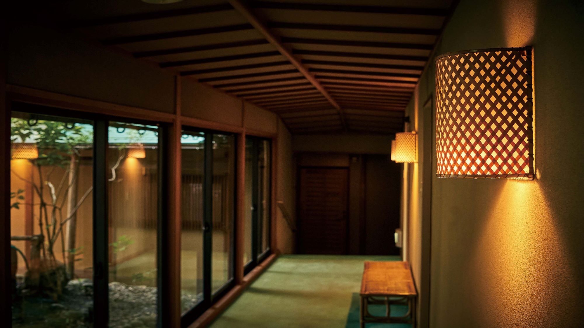 Katayamazu Onsen Yukai Wanwan Resort Yataya Shotoen