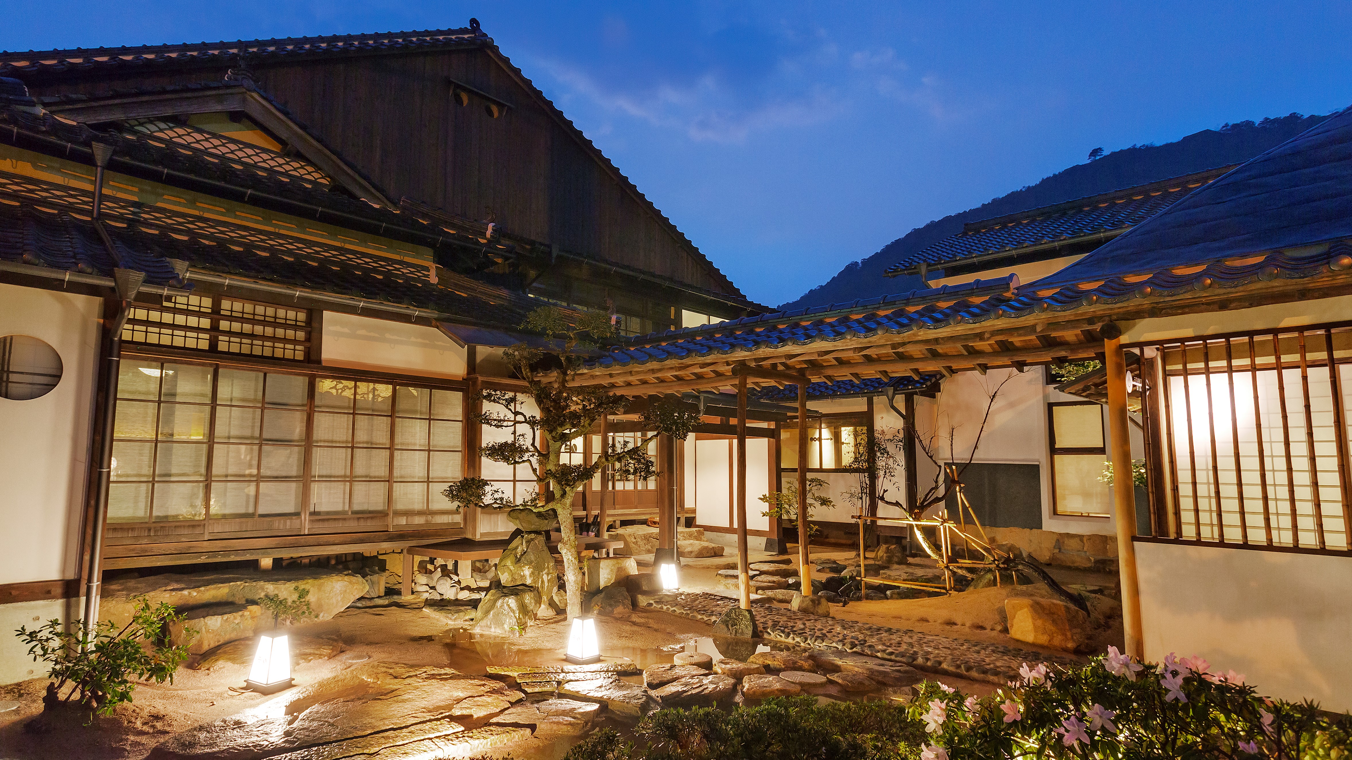 竹田城镇EN酒店