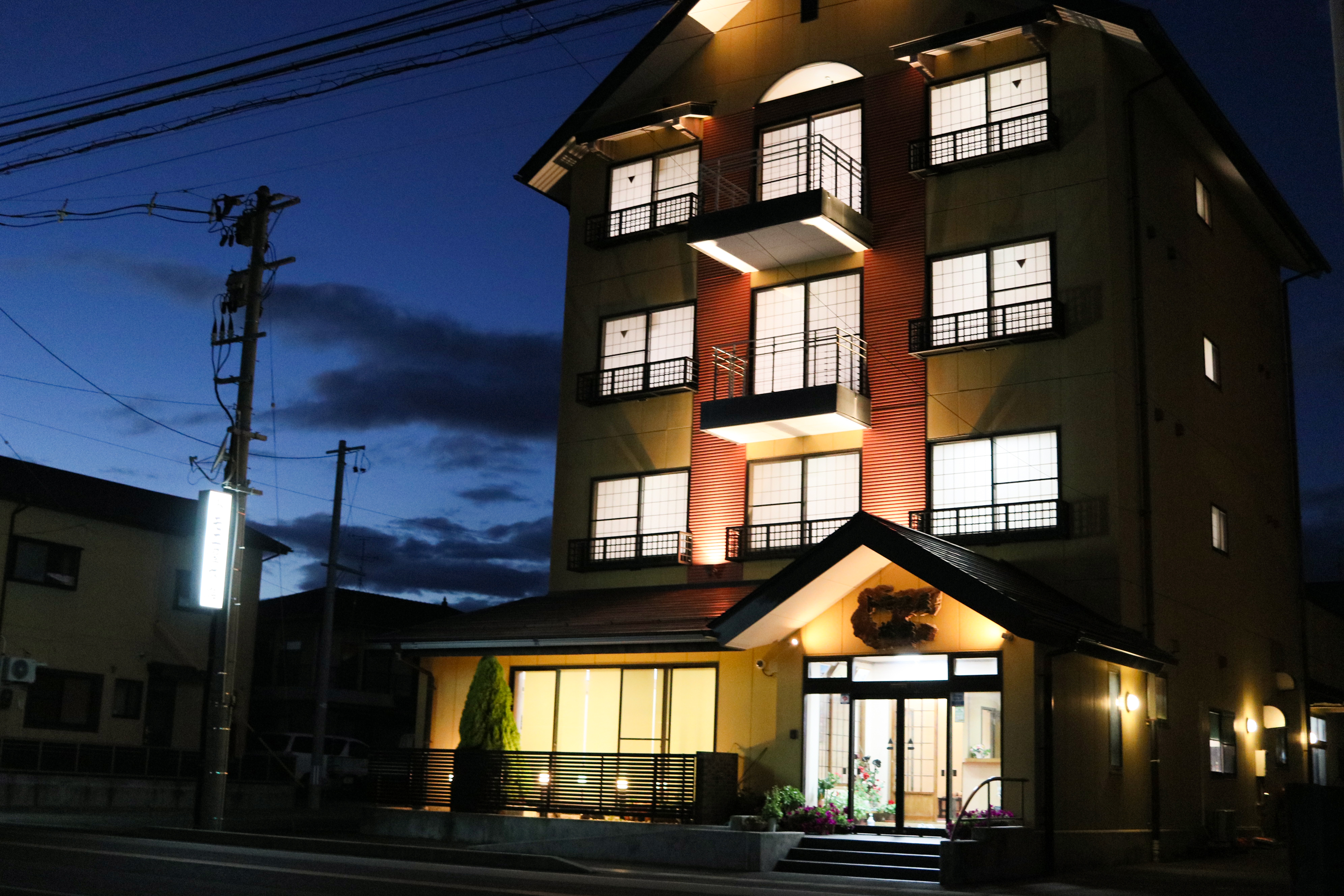 Tomoeya Ryokan