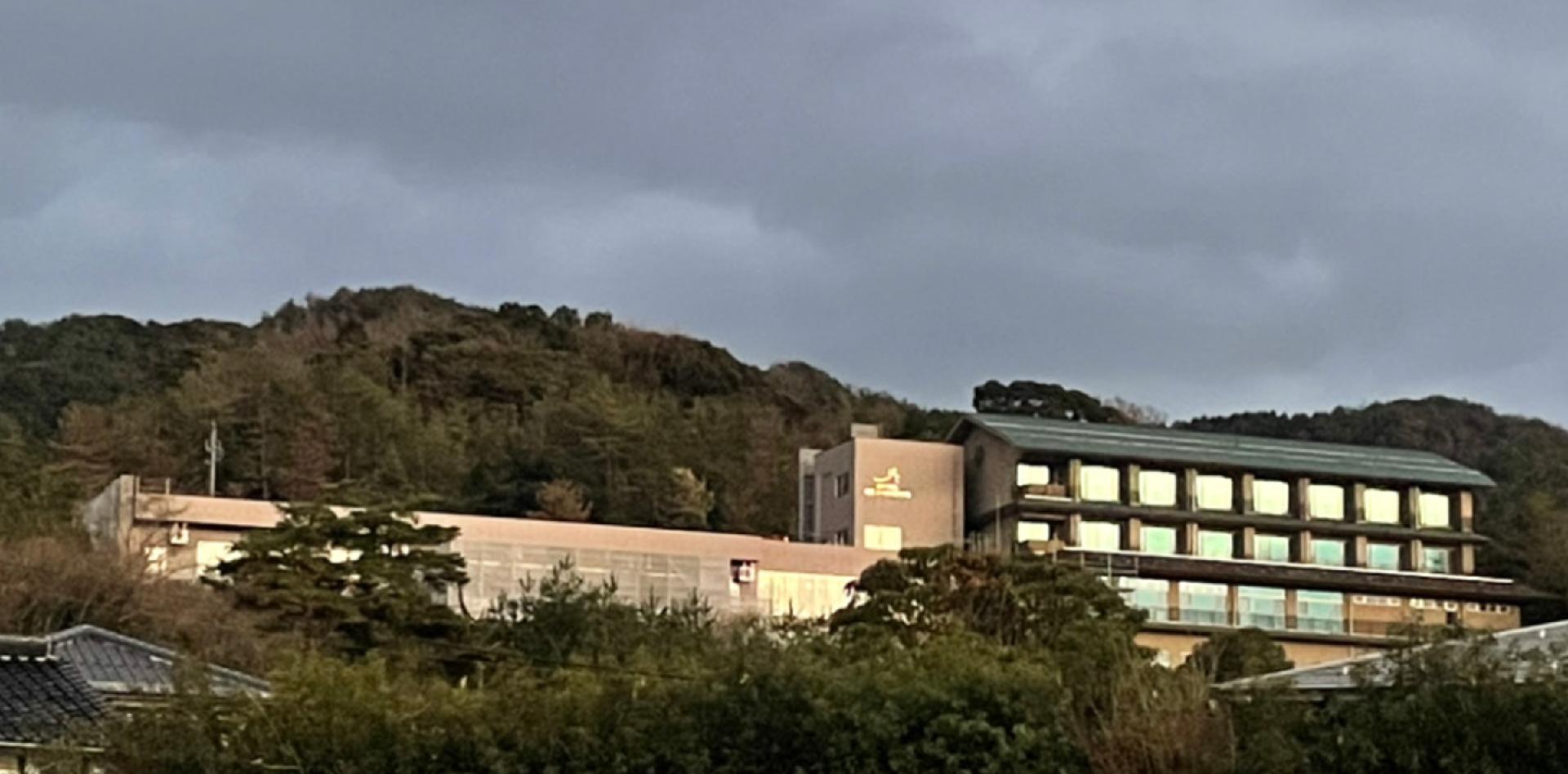 关金星取露台酒店