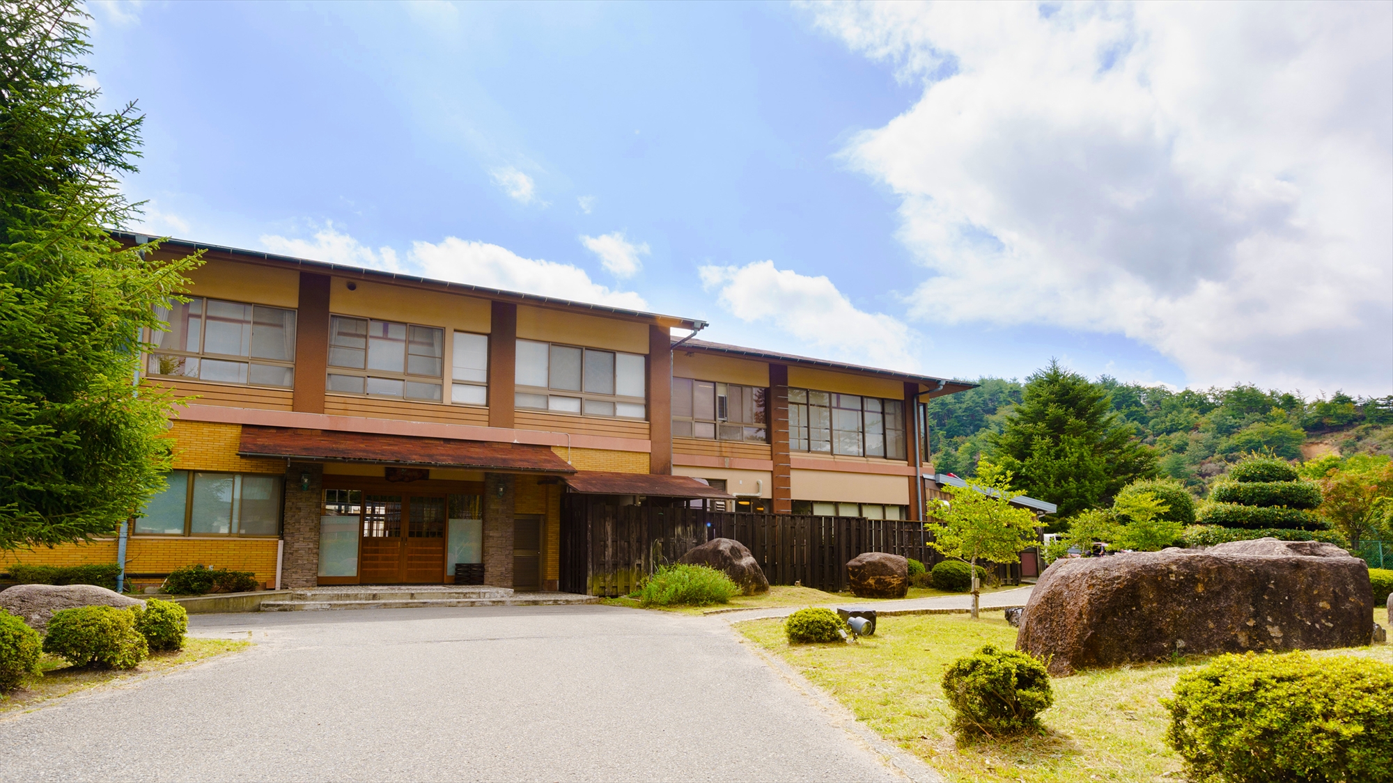 心と身体の癒しの森　るり渓温泉