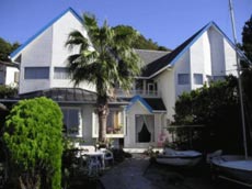 조네쓰 펜션 도미우라