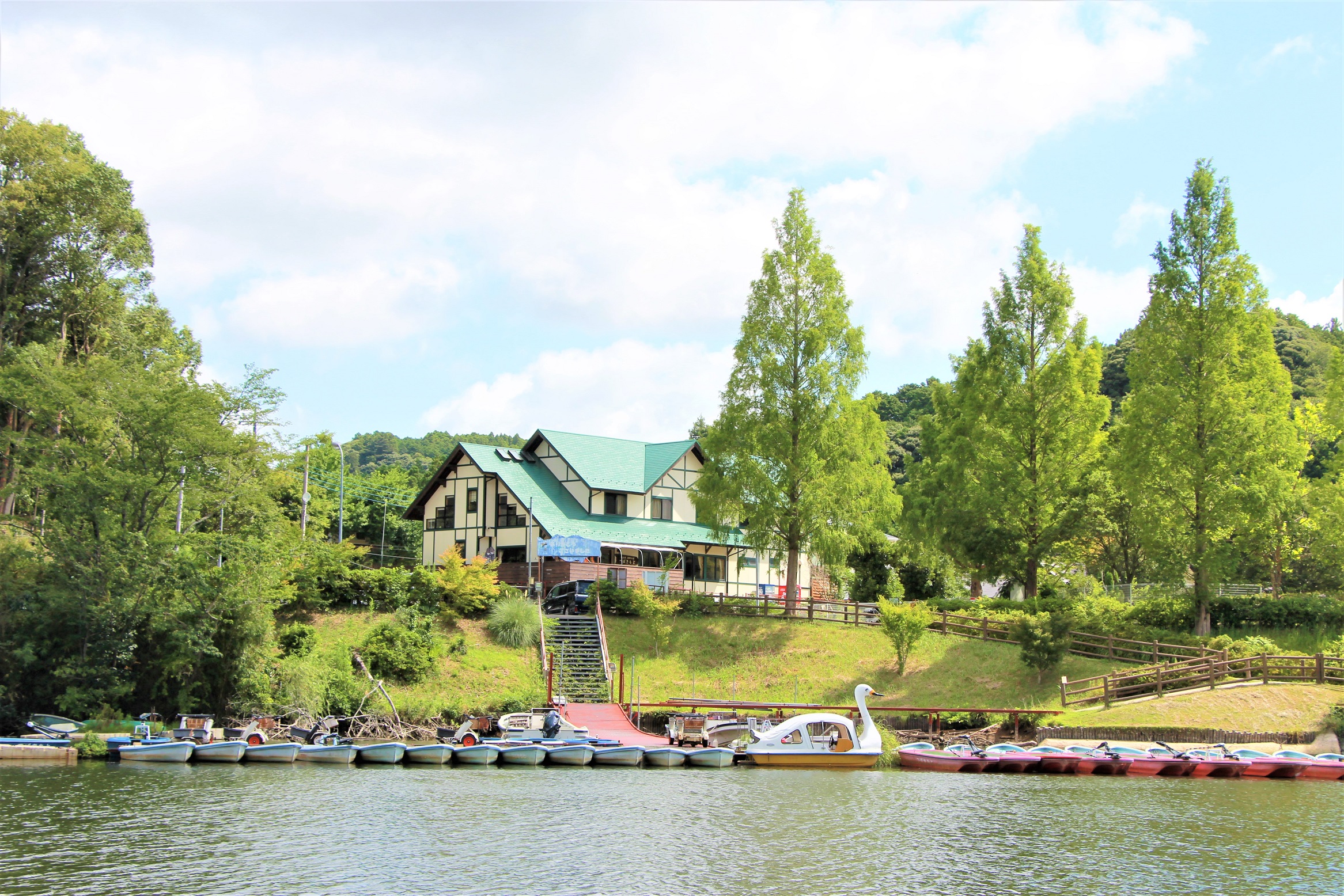 Kameyama Lakeside Inn Tsubakimoto