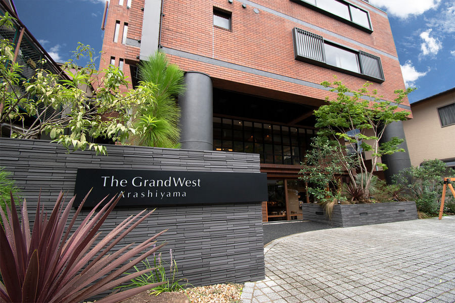 嵐山 GrandWest 豪華公寓飯店