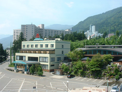 Hatsukaishi Onsen Ishiuchi Yung Parunas