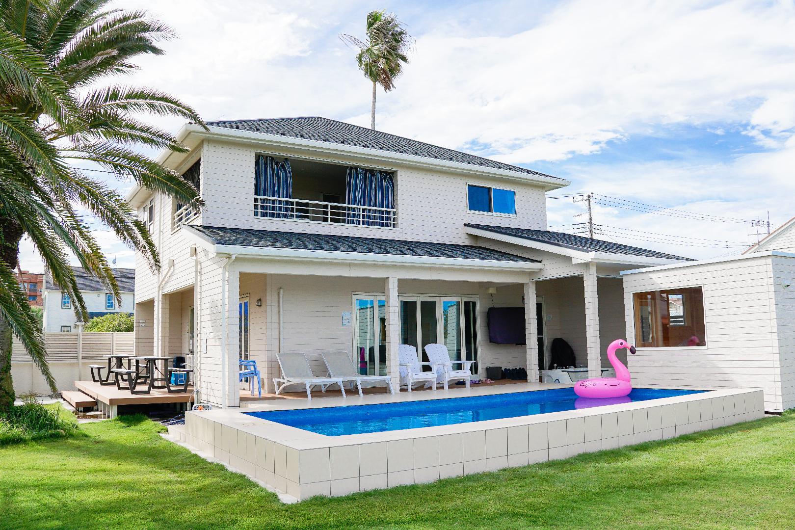 Sea Diners Beachfront Villa 99