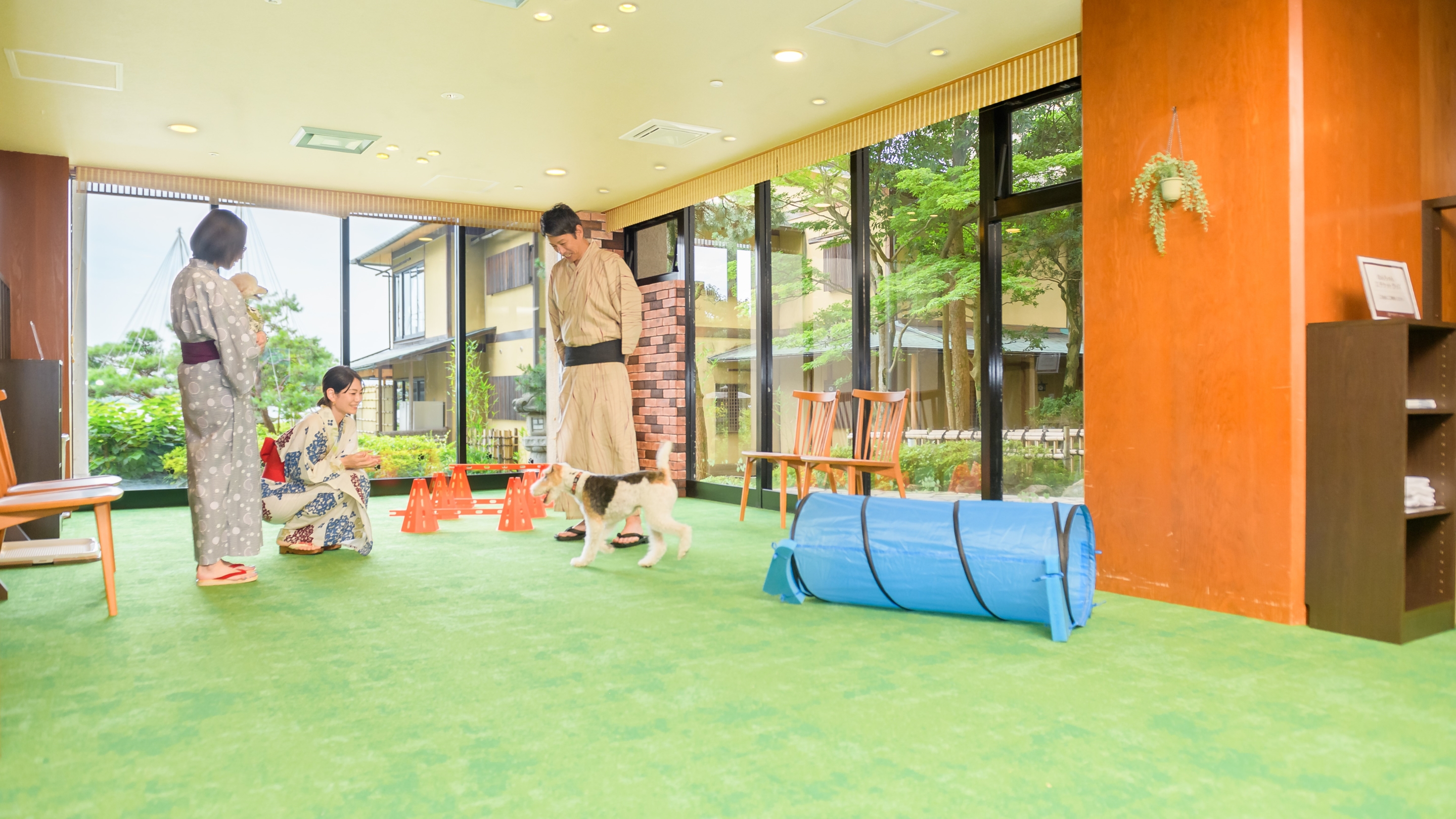 Oedo Onsen Monogatari Wanwan Resort Yataya Shoten