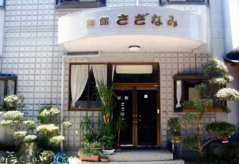 Sazanami Ryokan