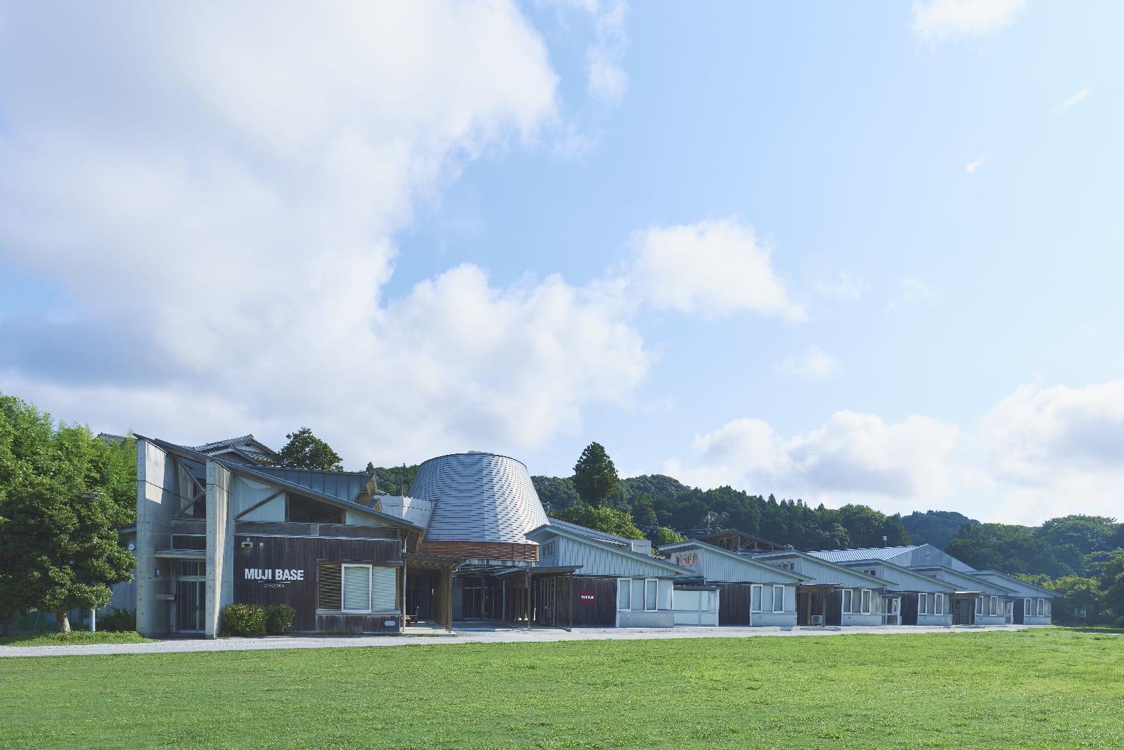 ＭＵＪＩ　ＢＡＳＥ　ＯＩＫＡＷＡ