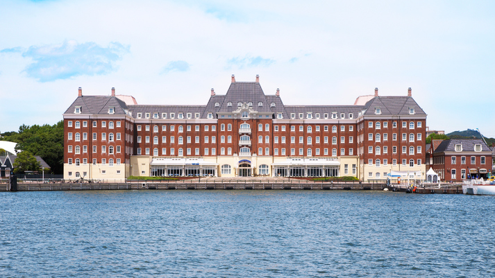 Hotel Den Haag (by Huis Ten Bosch)