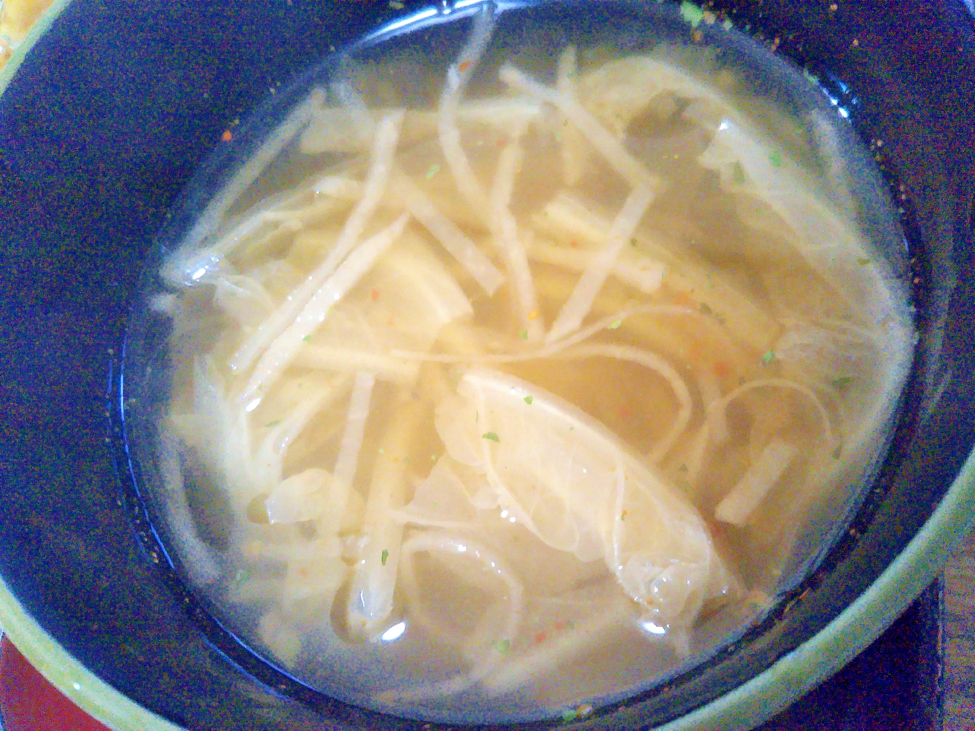 野菜たっぷり鶏ガラスープ