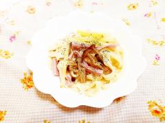 きのことじゃがいものドレッシングパスタ