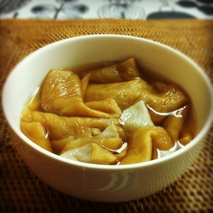 庄内麩の煮物