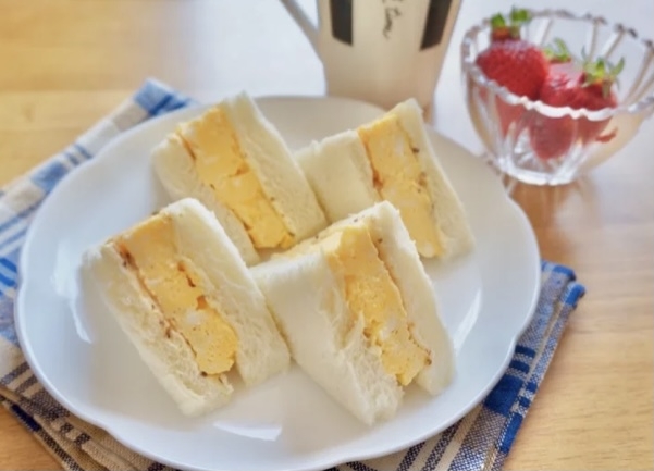 喫茶店風♡レンジで簡単！厚焼きたまごサンド