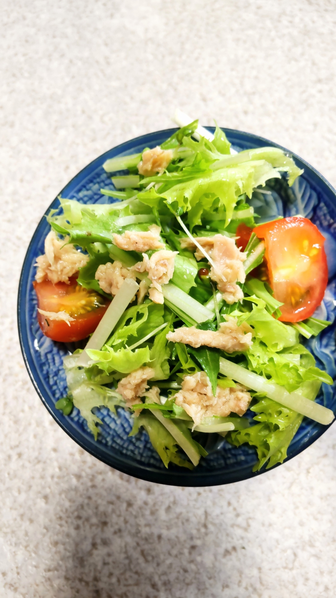 水菜とトマトのツナサラダ