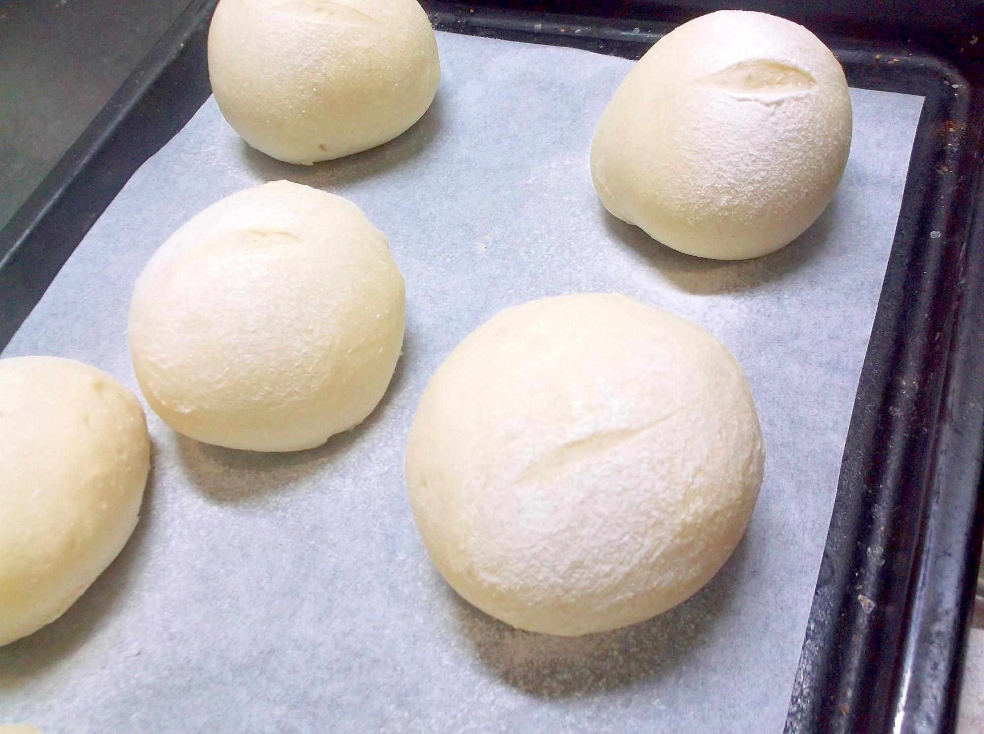ほんのり甘い手作りパン 人気の ミルクパン を作ろう Macaroni