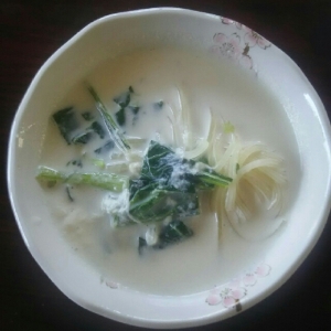 コンソメ牛乳スープ レシピ 作り方 By Mmmmuuu 楽天レシピ