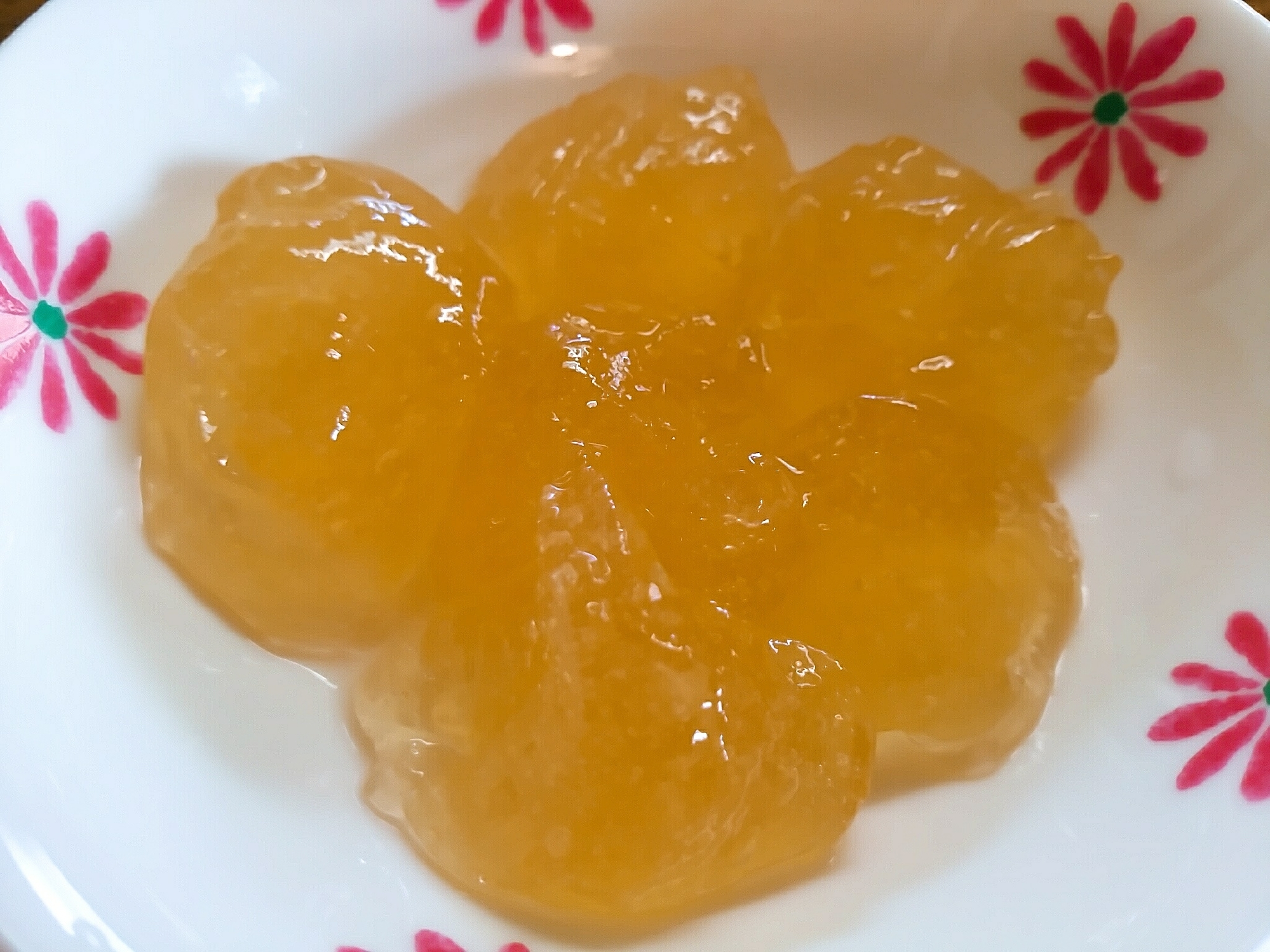 片栗粉でみかんジュースわらび餅