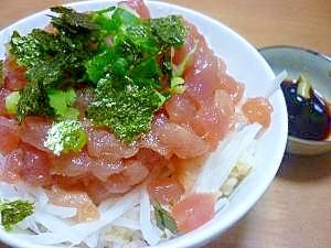 ごま油でおいしい びんちょうマグロのぶつ切り漬け丼 レシピ 作り方 By Megmako 楽天レシピ