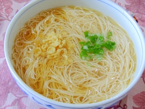 ラーメン そうめん 乾麺の素麺で中華そば風そうめん レシピ 作り方 By やまさ 楽天レシピ