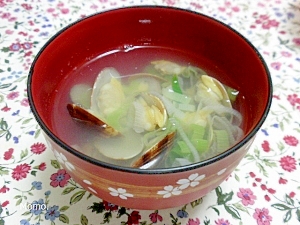 ５. 長ネギとあさりの塩バタースープ