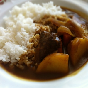 ブロック肉のビーフカレー