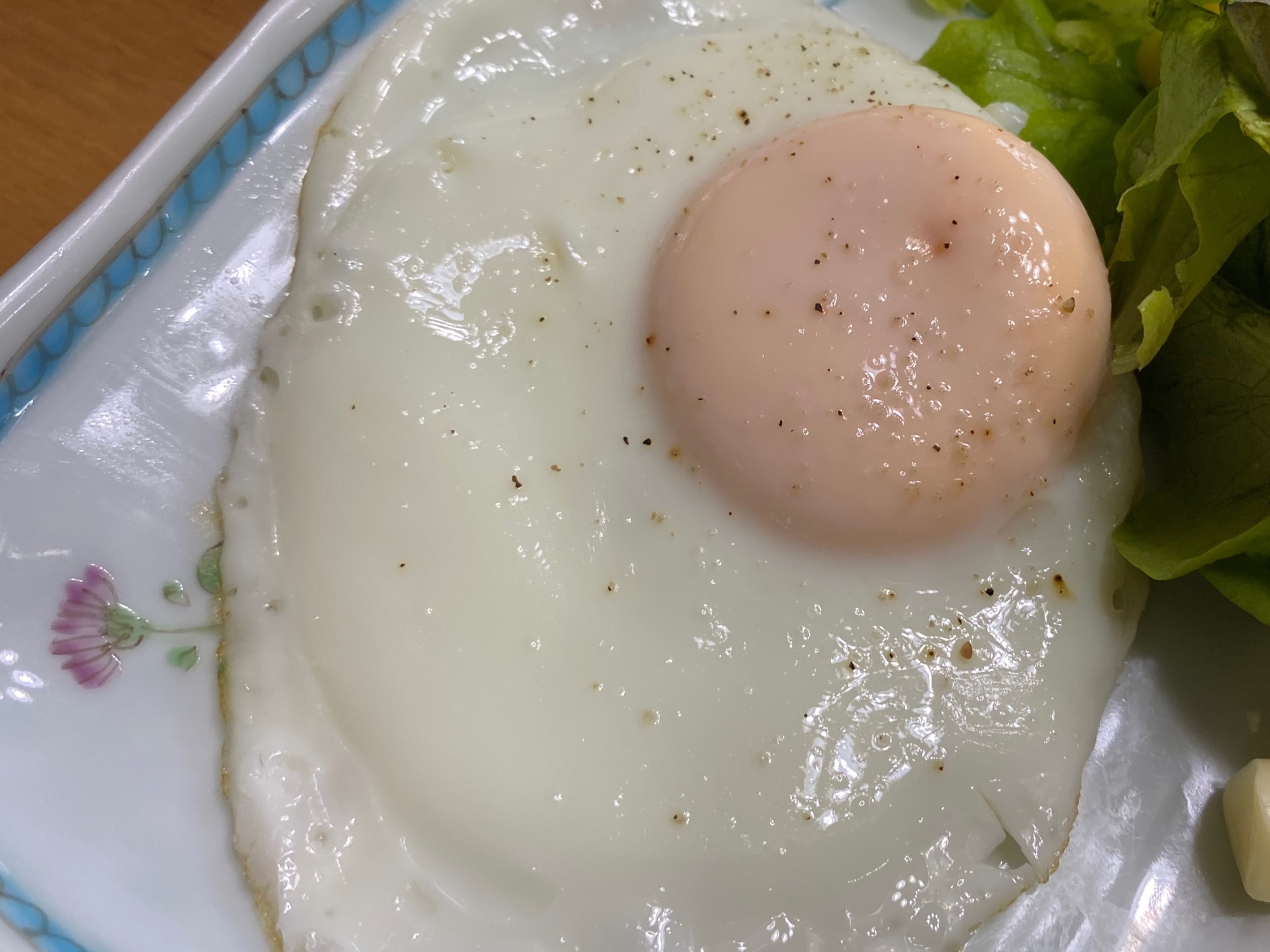 黄身固めの目玉焼き☆