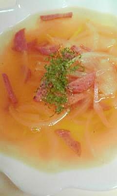 玉ねぎとサラミのスープ レシピ 作り方 By 梨ボー 楽天レシピ