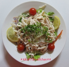簡易野菜で簡単!時短♪蒸し鶏のサラダ