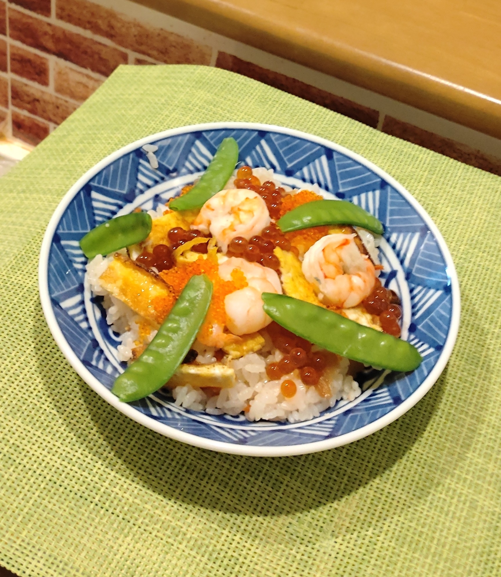 華やか♡海老のせちらし寿司