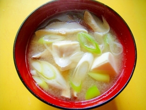 豆腐と長ネギ椎茸の味噌汁 レシピ 作り方 By Mint74 楽天レシピ