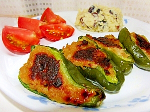 おからハンバーグでピーマンの肉詰め